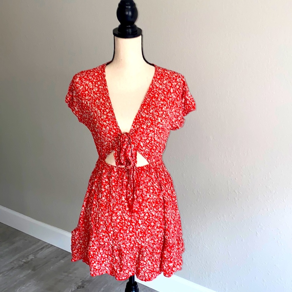 Super cute floral dress with halter tie-front and cut-out